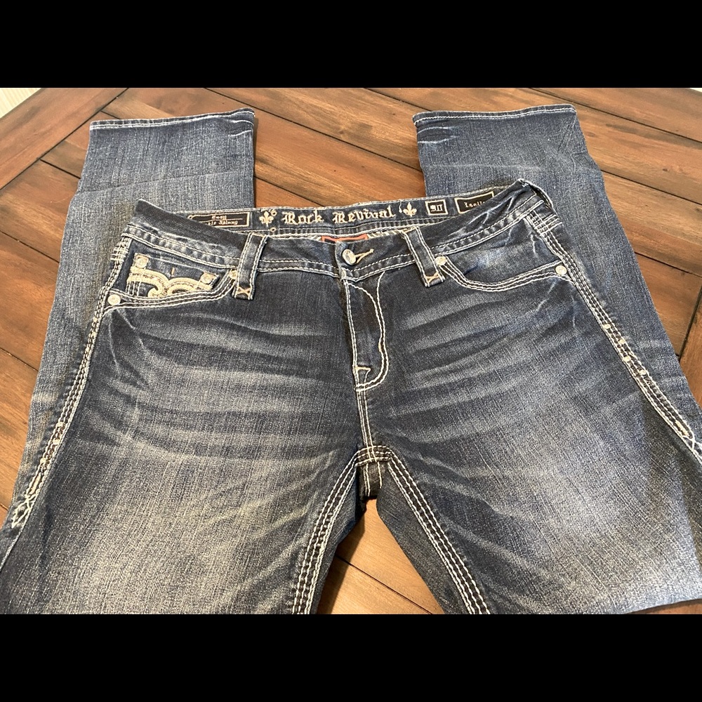 Rock Revival straight leg jeans